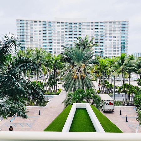 Miami Hollywood Bay View On The Beach 002-1Bvic Экстерьер фото
